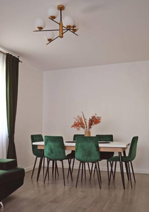 אורדאה Eliza'S Apartment By Oasis Homes מראה חיצוני תמונה